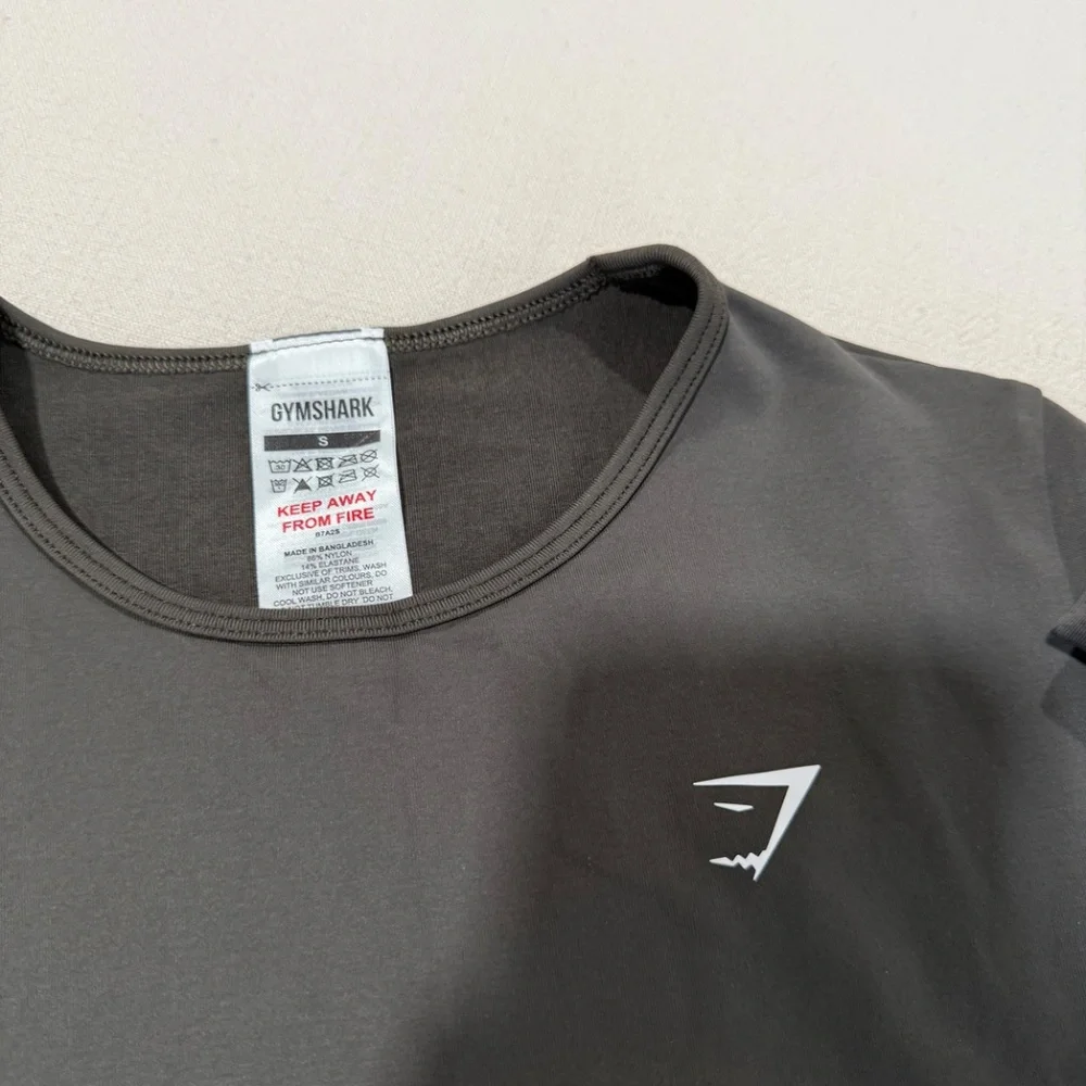 Gymshark Seamless Long Sleeve Crop - Picture 5 of 5
